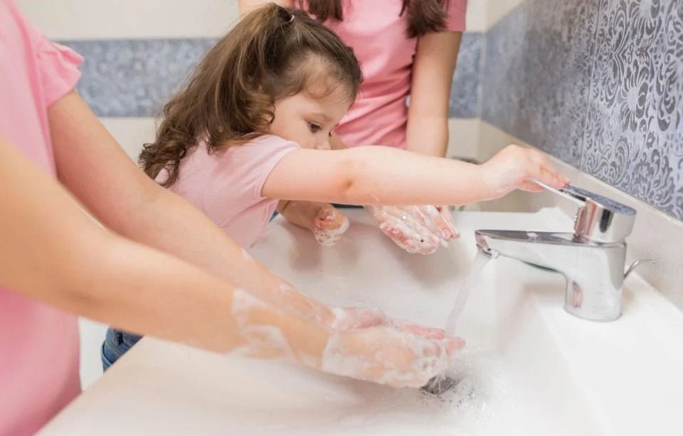 Quelle routine hygiène adopter pour un enfant ? - Kindora